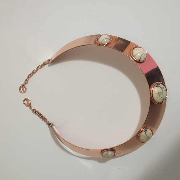 Rose Gold Necklace - Picture 2 of 2